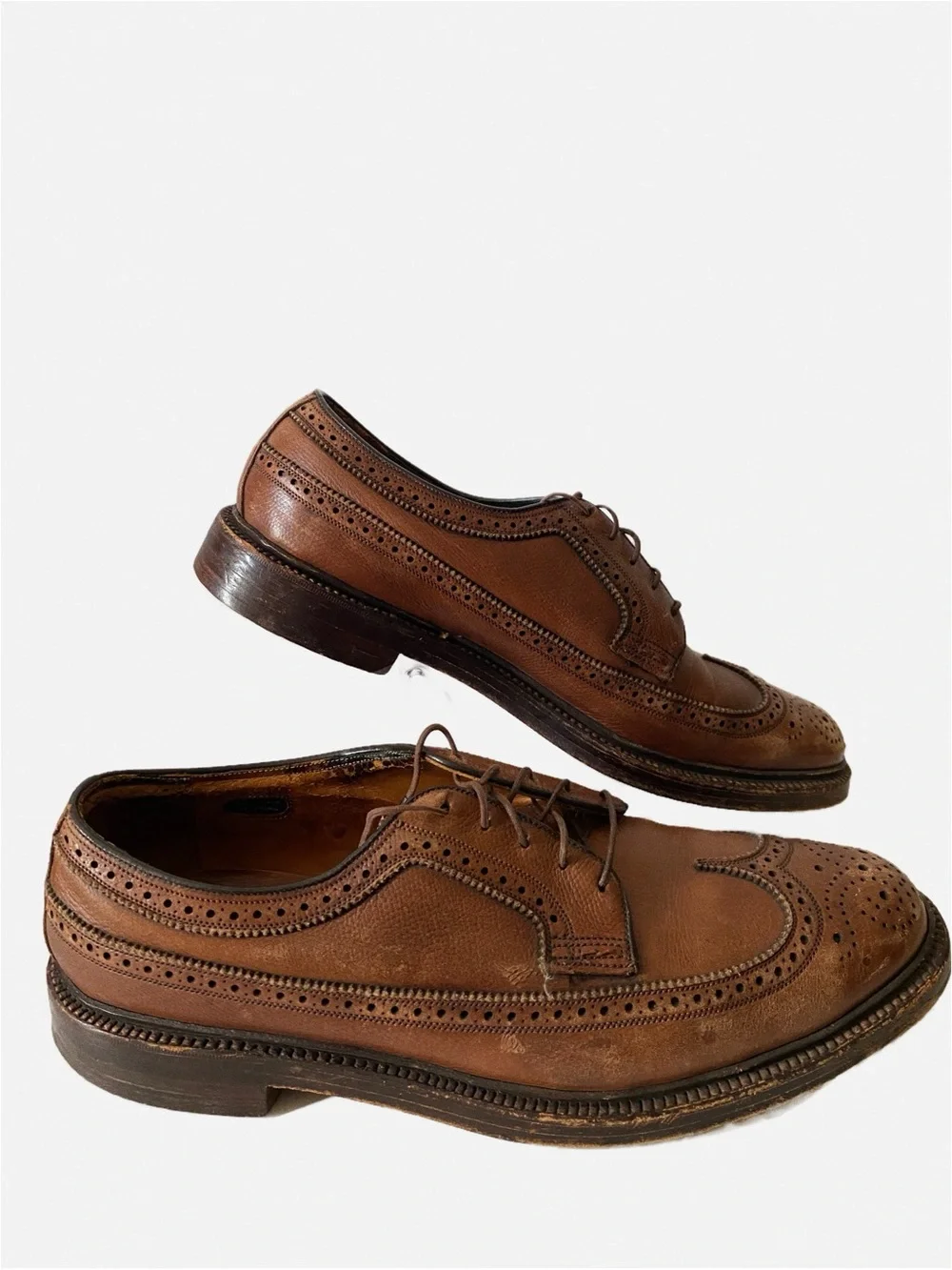 Vintage Florsheim Shoe Imperial Quality Kenmoore Long wing Wingtip Oxfords